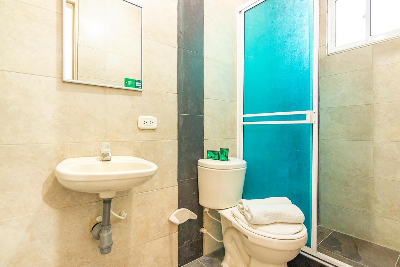 Готель Ayenda 1611 Palm Bay Санта-Марта Екстер'єр фото